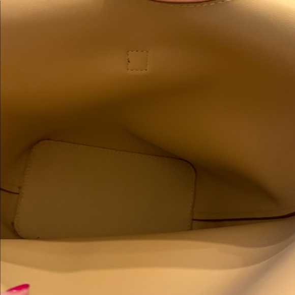 Elegant Brown Leather Tote Bag - Picture 5 of 8